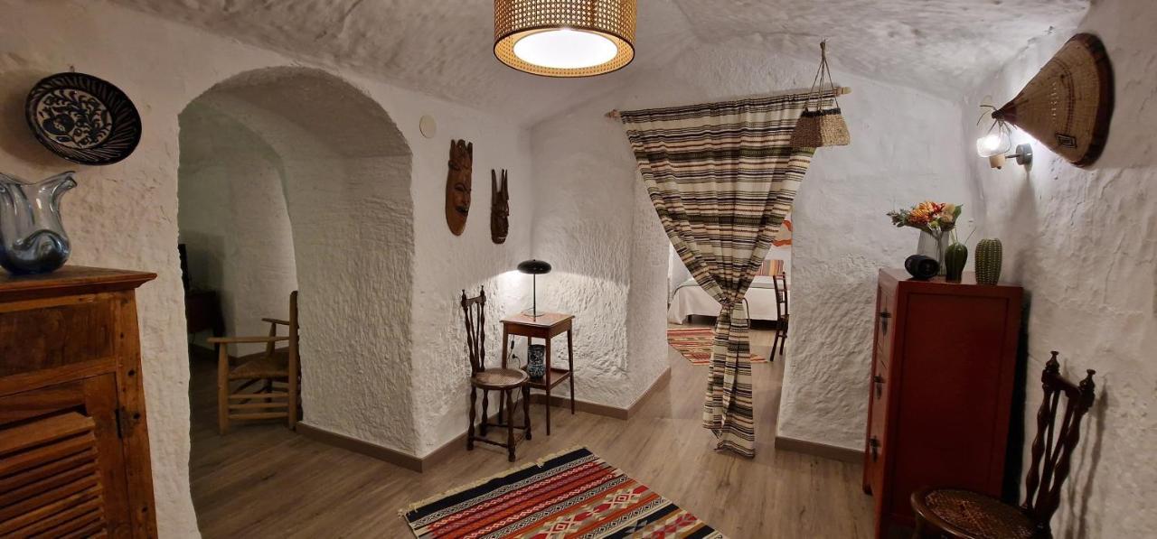 Cueva De La Higuera Villa Guadix Eksteriør bilde