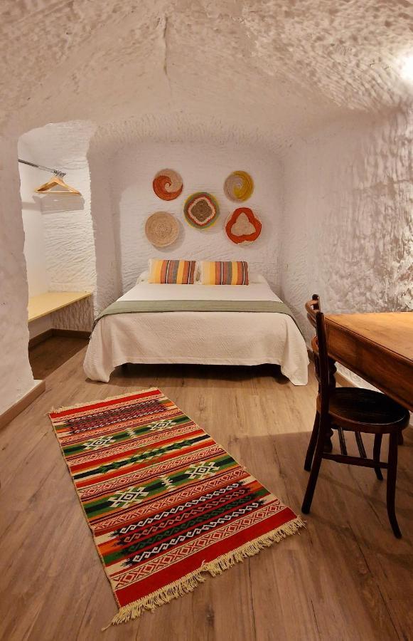 Cueva De La Higuera Villa Guadix Eksteriør bilde
